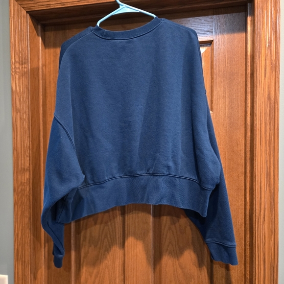 Nike Women's Blue Cropped Sweater - Picture 6 of 6